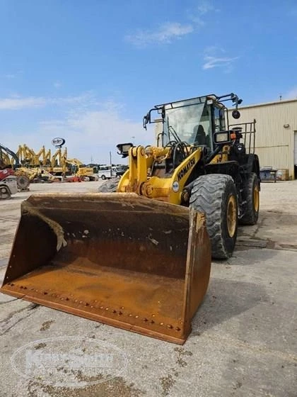 Used Komatsu Loader